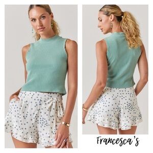 New Francesca's Emily Ruffle Hem Shorts